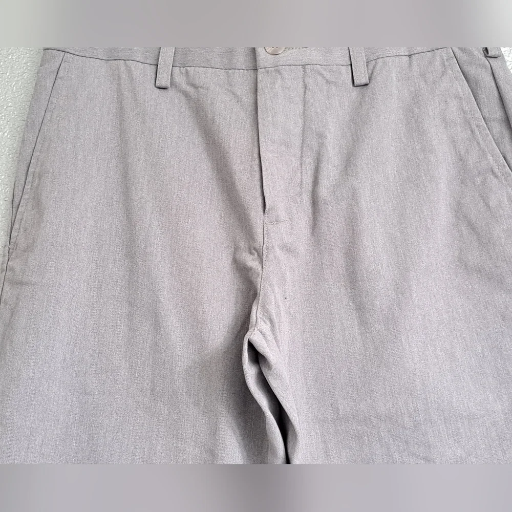 Croft & Barrow Men's Grey Pants    Size 30x30